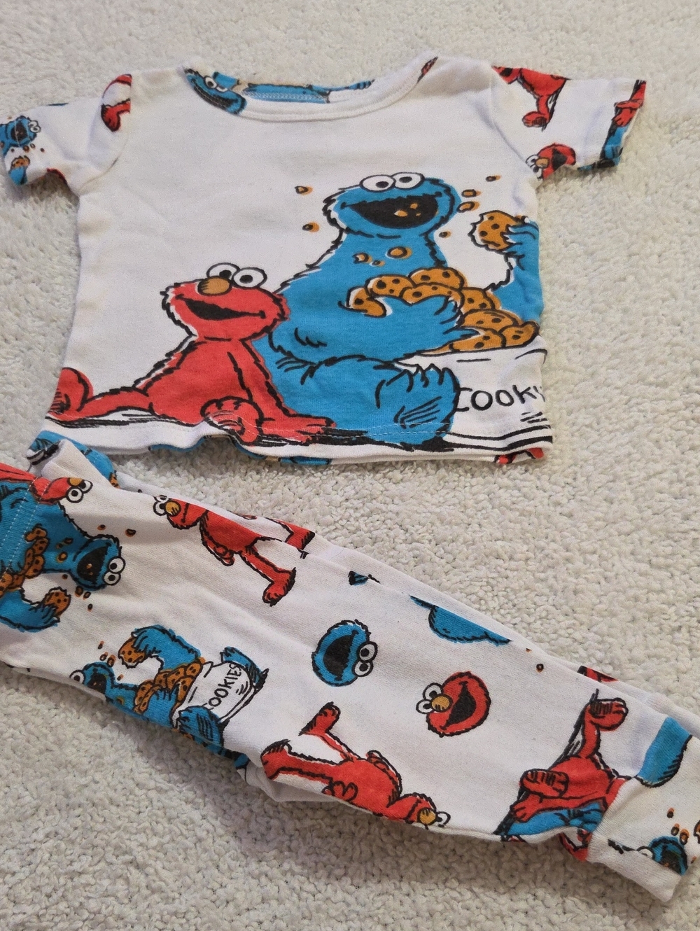 SESAME STREET 2PC PAJAMA SET